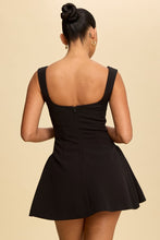 Cargar imagen en el visor de la galería, Anya Black Dress
