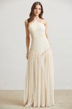 Cargar imagen en el visor de la galería, Corinne Ivory Dress
