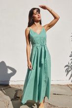 Load image into Gallery viewer, Green Tripolli Midi Dress
