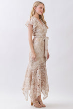Cargar imagen en el visor de la galería, Amelie Dress
