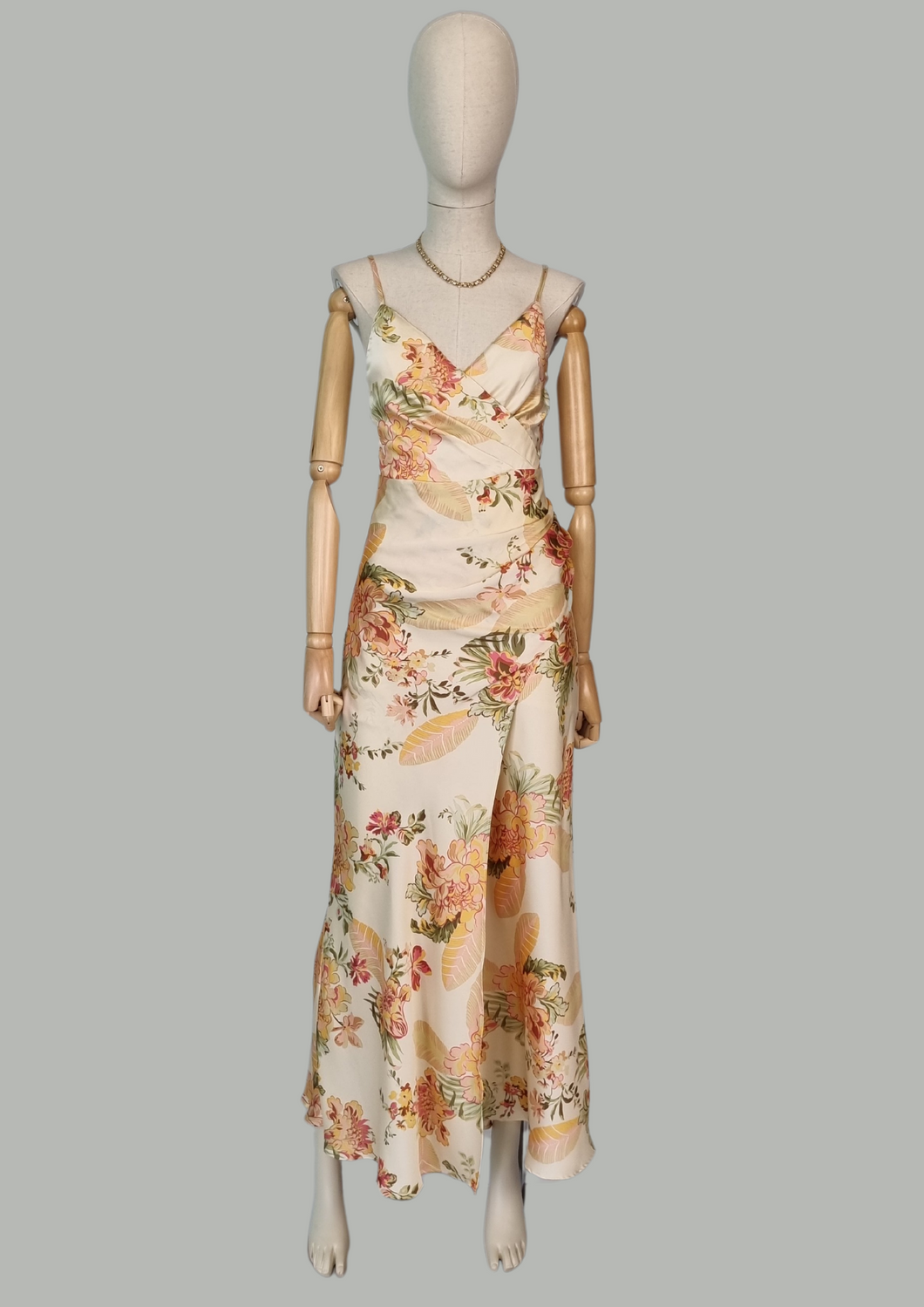 Vestido maxi tirantes beige con flores