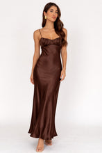 Cargar imagen en el visor de la galería, Lysa Dress
