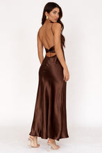 Cargar imagen en el visor de la galería, Lysa Dress
