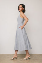 Cargar imagen en el visor de la galería, Issel Midi Dress
