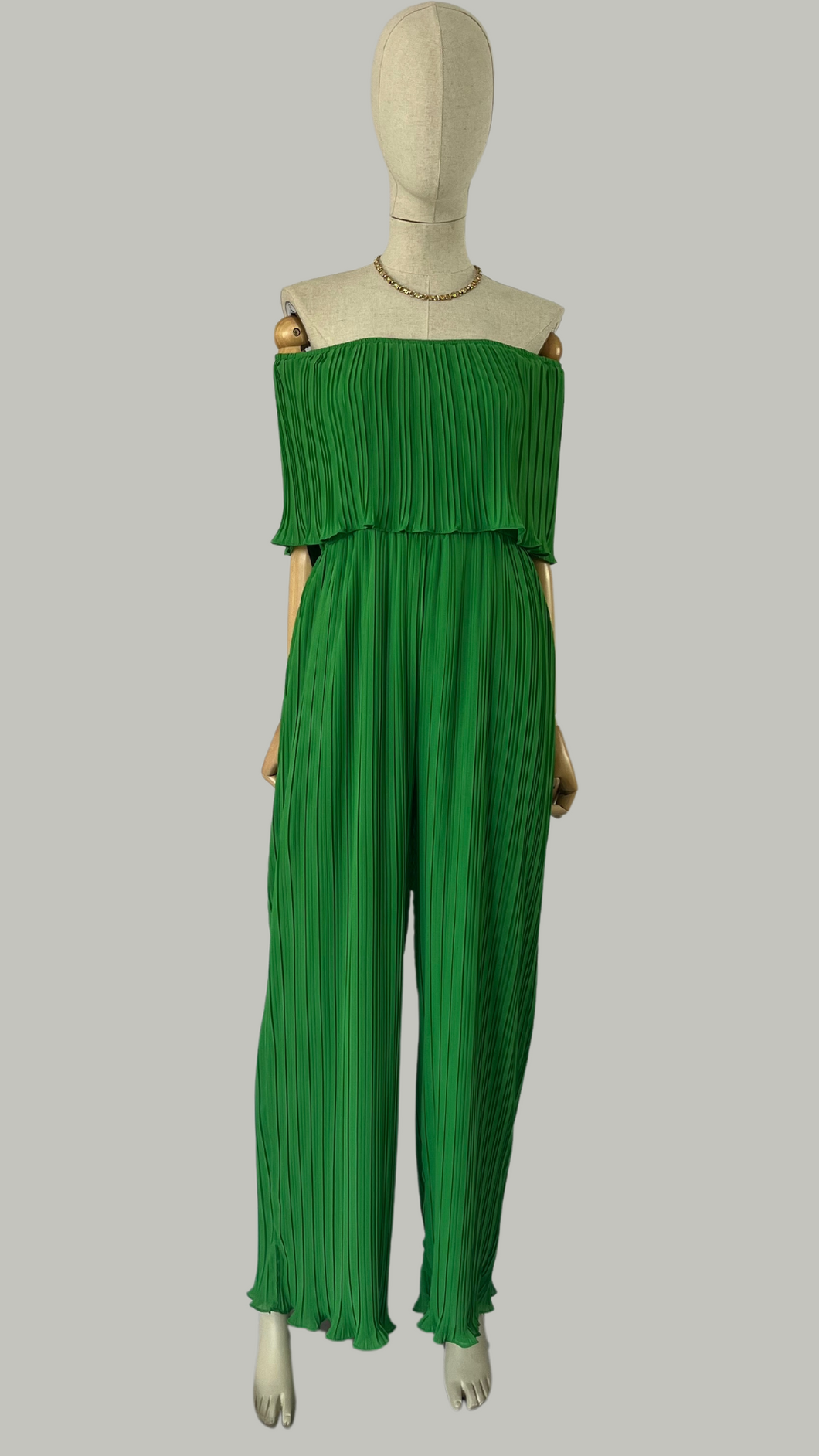 Jumpsuit verde pliegues