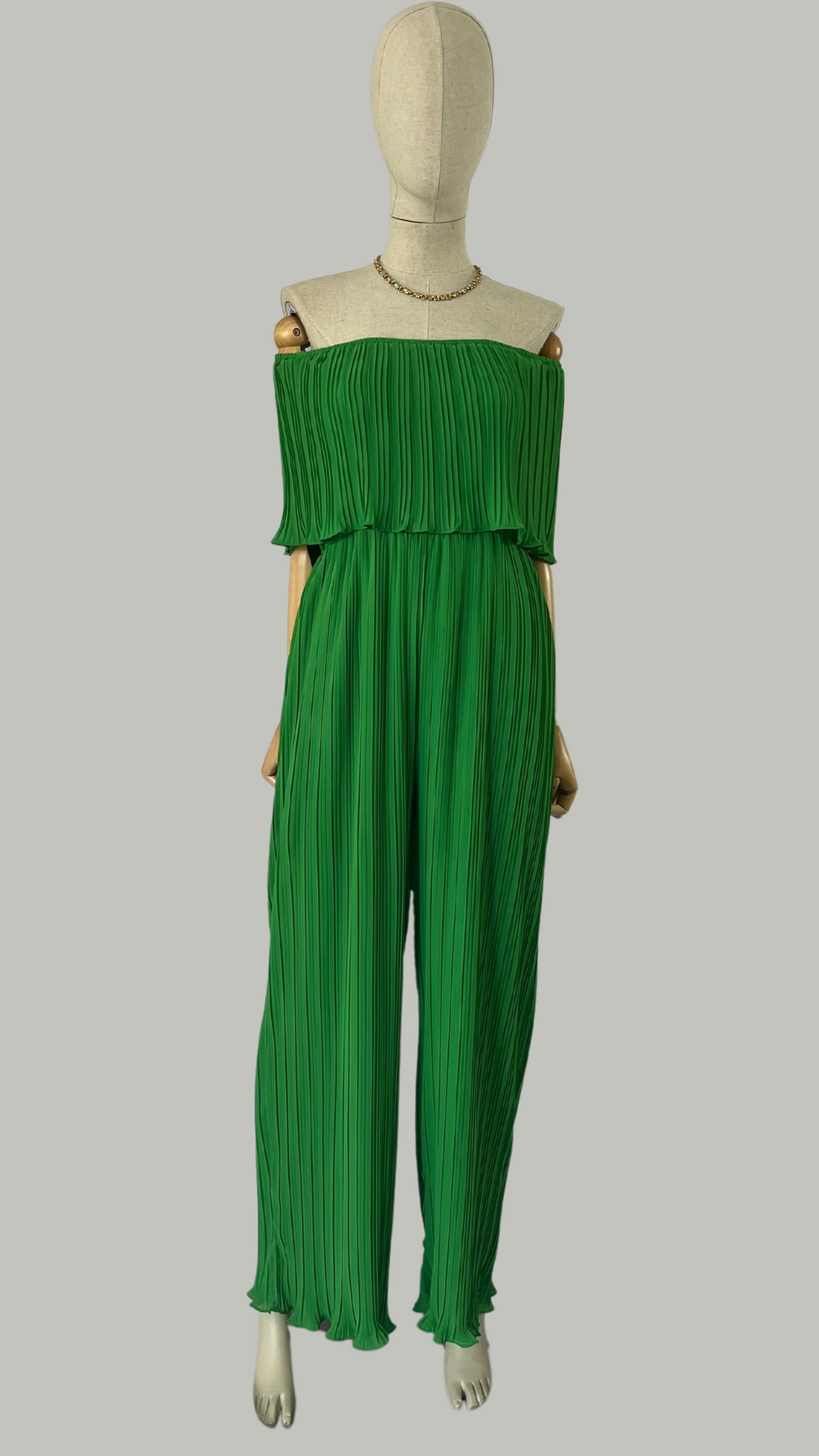 Jumpsuit verde pliegues Antora Boutique