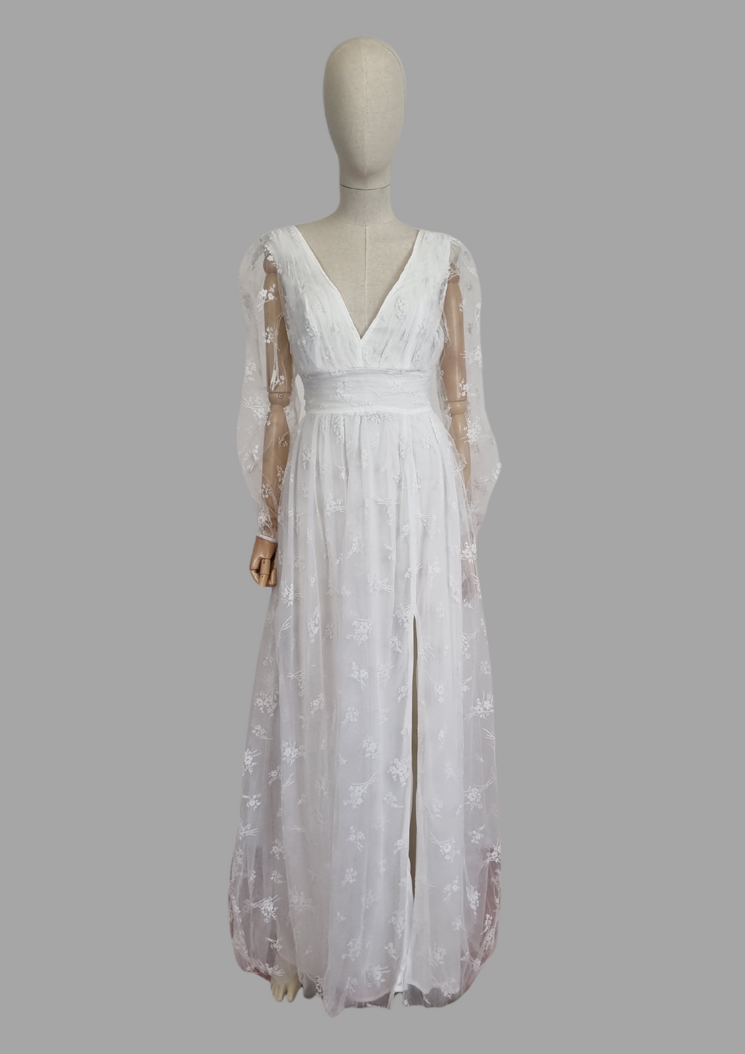 Vestido maxi blanco flores bordadas