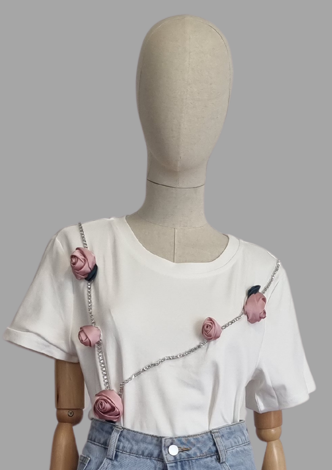 T-Shirt  blanca con flores