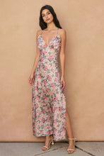Cargar imagen en el visor de la galería, Gysel Dress
