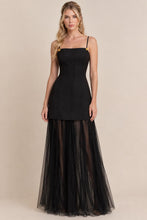 Cargar imagen en el visor de la galería, Malika Dress
