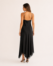 Cargar imagen en el visor de la galería, Mika Dress
