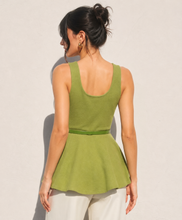 Cargar imagen en el visor de la galería, Olive Blouse
