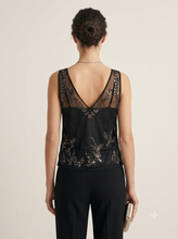 Cargar imagen en el visor de la galería, Kiara Blouse
