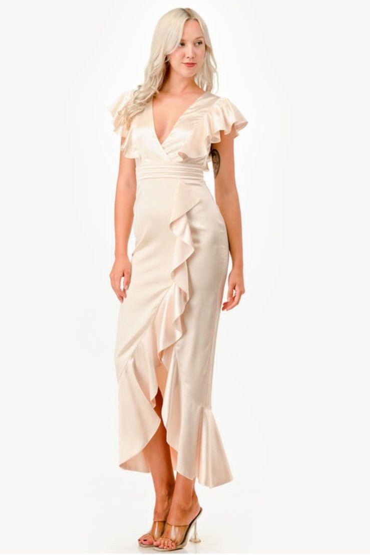 Vestido maxi manga corta olanes de lado ivory