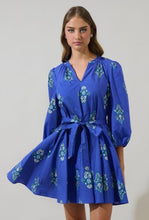 Load image into Gallery viewer, Viyay Dress
