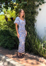 Load image into Gallery viewer, Itaimbibi Dress
