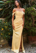 Load image into Gallery viewer, Giraselle Dress
