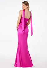 Load image into Gallery viewer, Glamora Dress

