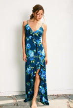 Load image into Gallery viewer, Bluvia Dress
