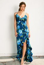 Load image into Gallery viewer, Bluvia Dress
