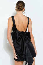 Load image into Gallery viewer, Darkelle Dress

