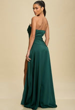 Load image into Gallery viewer, Hailey Dress
