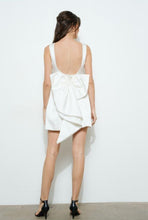 Load image into Gallery viewer, Noa Dress

