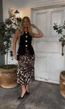 Load image into Gallery viewer, Zaretta Skirt
