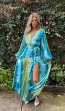 Load image into Gallery viewer, Zurelia Dress
