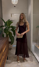 Load image into Gallery viewer, Rony Dress
