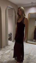 Load image into Gallery viewer, Rony Dress
