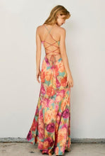 Cargar imagen en el visor de la galería, Dahlia Dress
