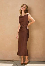 Load image into Gallery viewer, Sienna Midi Dress

