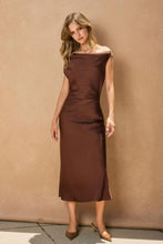 Load image into Gallery viewer, Sienna Midi Dress
