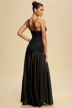 Load image into Gallery viewer, Duskia Dress

