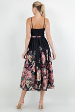 Load image into Gallery viewer, Noirea Dress

