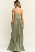 Load image into Gallery viewer, Lorna Dress
