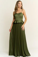 Load image into Gallery viewer, Lyora Dress
