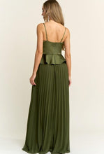 Load image into Gallery viewer, Lyora Dress
