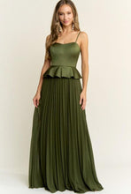 Load image into Gallery viewer, Lyora Dress
