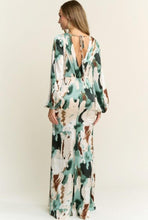 Load image into Gallery viewer, Solenna Multi Dress
