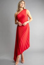 Load image into Gallery viewer, Red Pleated Dress
