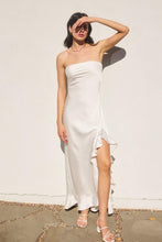 Load image into Gallery viewer, White Maxi Dress
