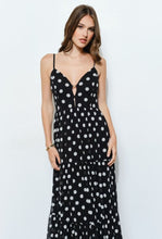 Cargar imagen en el visor de la galería, Salwa Dress

