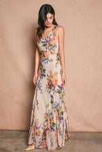 Cargar imagen en el visor de la galería, Sylmarine Dress
