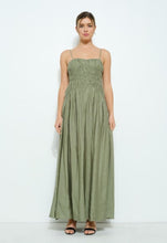 Cargar imagen en el visor de la galería, Lys Green Dress
