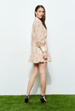 Cargar imagen en el visor de la galería, Eloria Mini Dress

