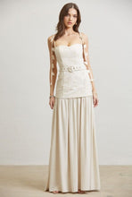 Cargar imagen en el visor de la galería, Arielle Dress
