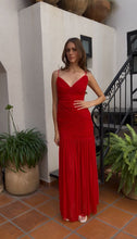 Cargar imagen en el visor de la galería, Zulia Red Dress
