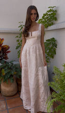 Cargar imagen en el visor de la galería, Korel Dress
